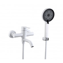 Смеситель для ванны Fmark FS8206W белый